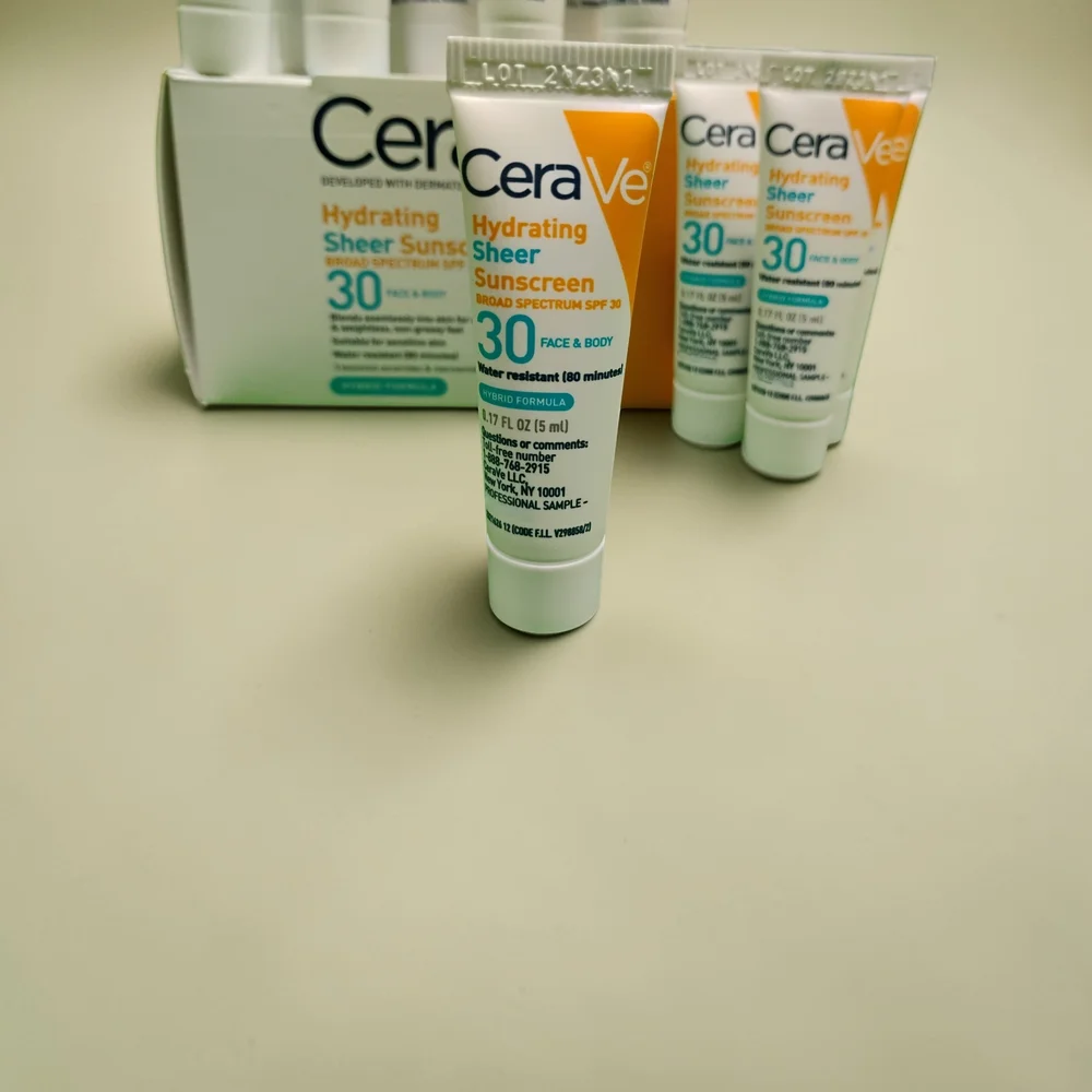15 Pack: CeraVe Hydrating Sheer Sunscreen SPF 30 - 2.55 Fl Oz Total - Picture 2 of 3